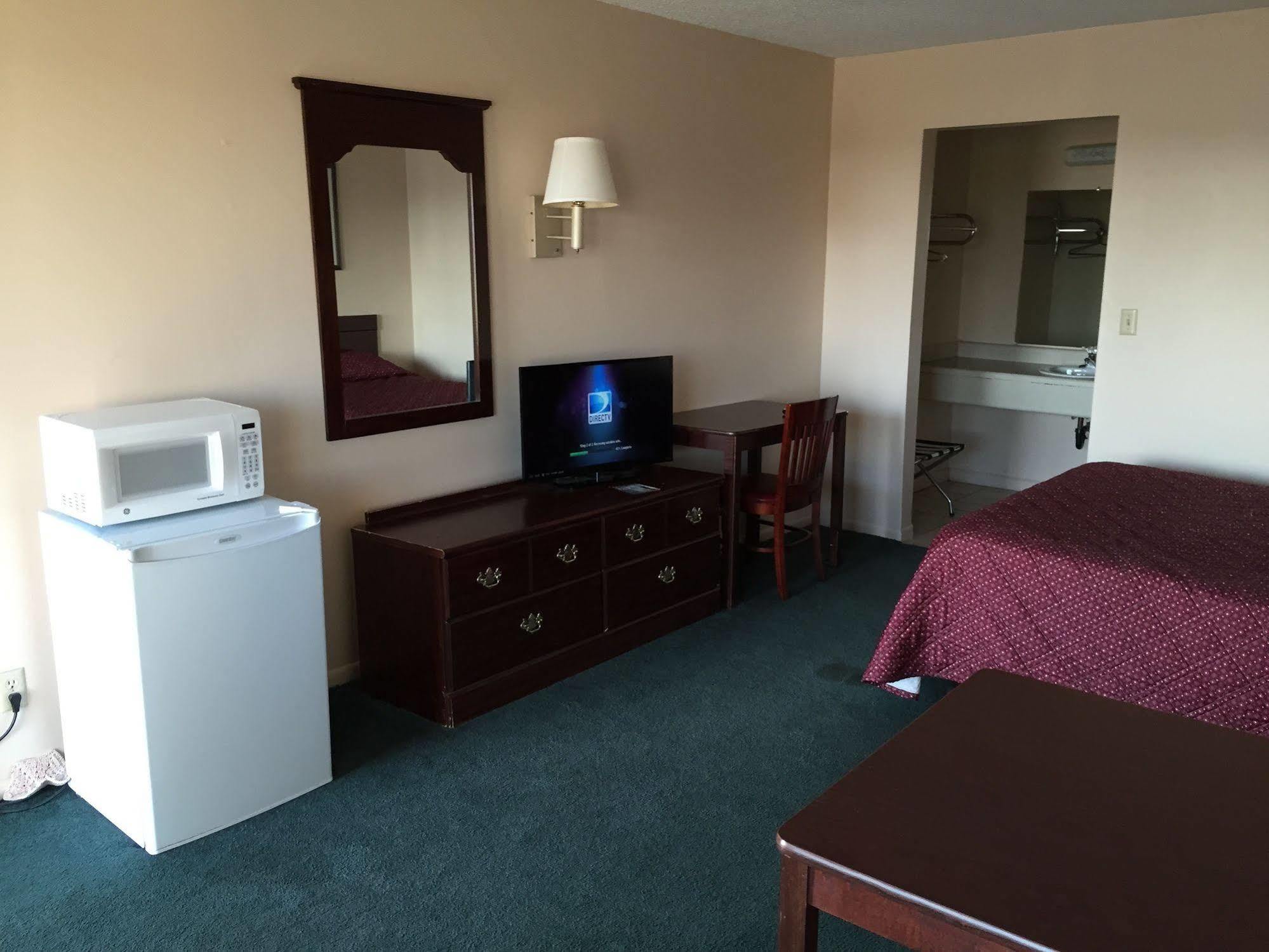 Slumber Inn Harrisonville Exterior photo